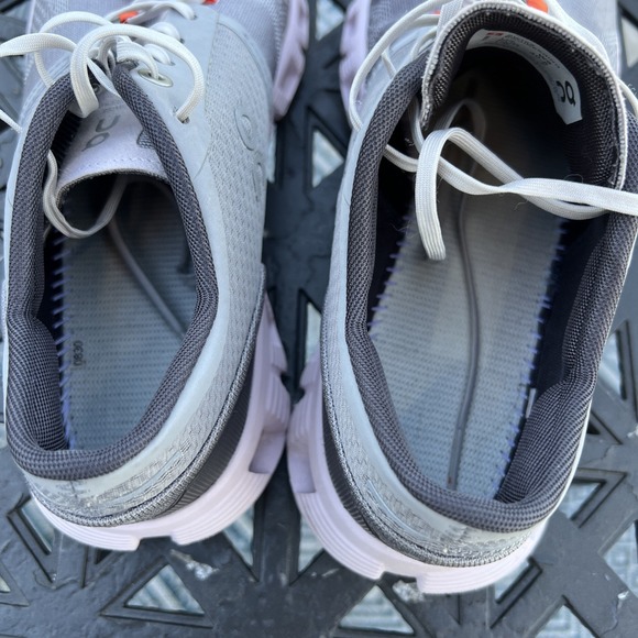 On Cloud Comfort Running Shoes Size 9 Gray Sneakers - Picture 5 of 8